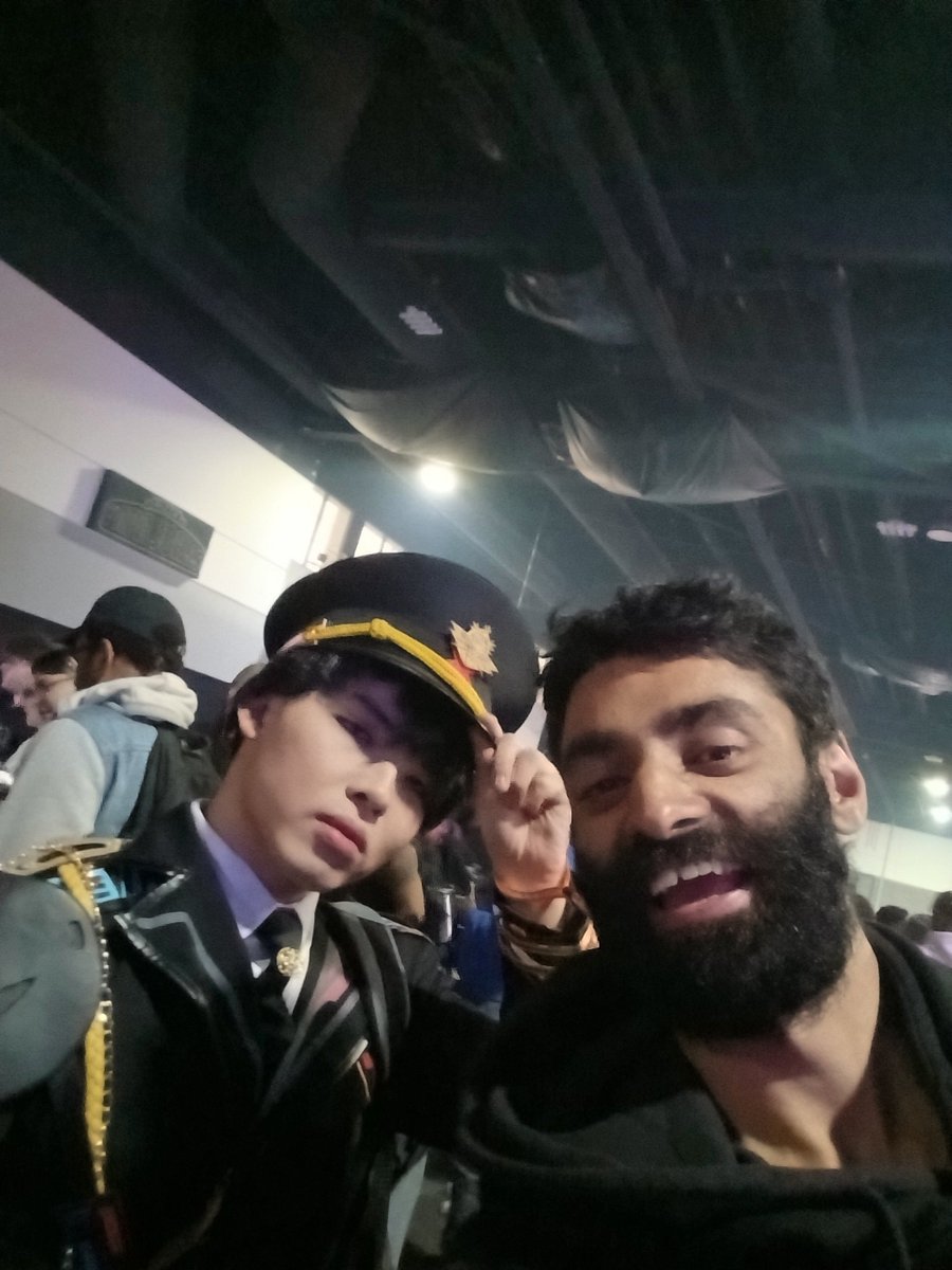 It feels bad to make this many sacrifices to go here and end up playing so badly while tired from travelling too much😥

TWT ends in a few weeks but it feels so hard to carry on while tired😥

I want to rest for awhile then try again😥

I dont know what to do now😥