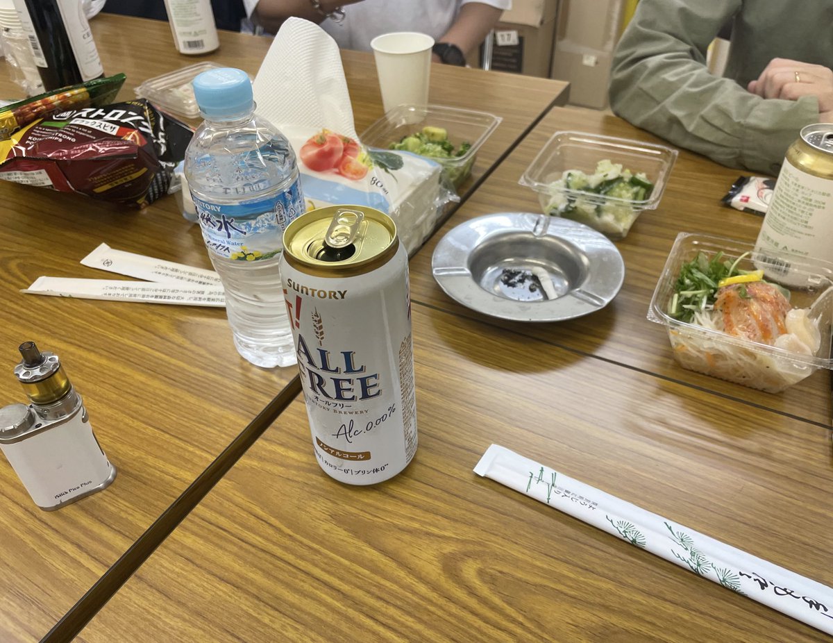 core200bpm's tweet image. 昨日は新バンドの打ち合わせでした。
斬新で面白いアイディアが沢山出てきたのでこれから形にしていきます🎵