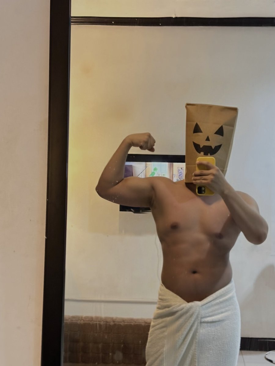 Who needs a Halloween costume when all you need is gay?