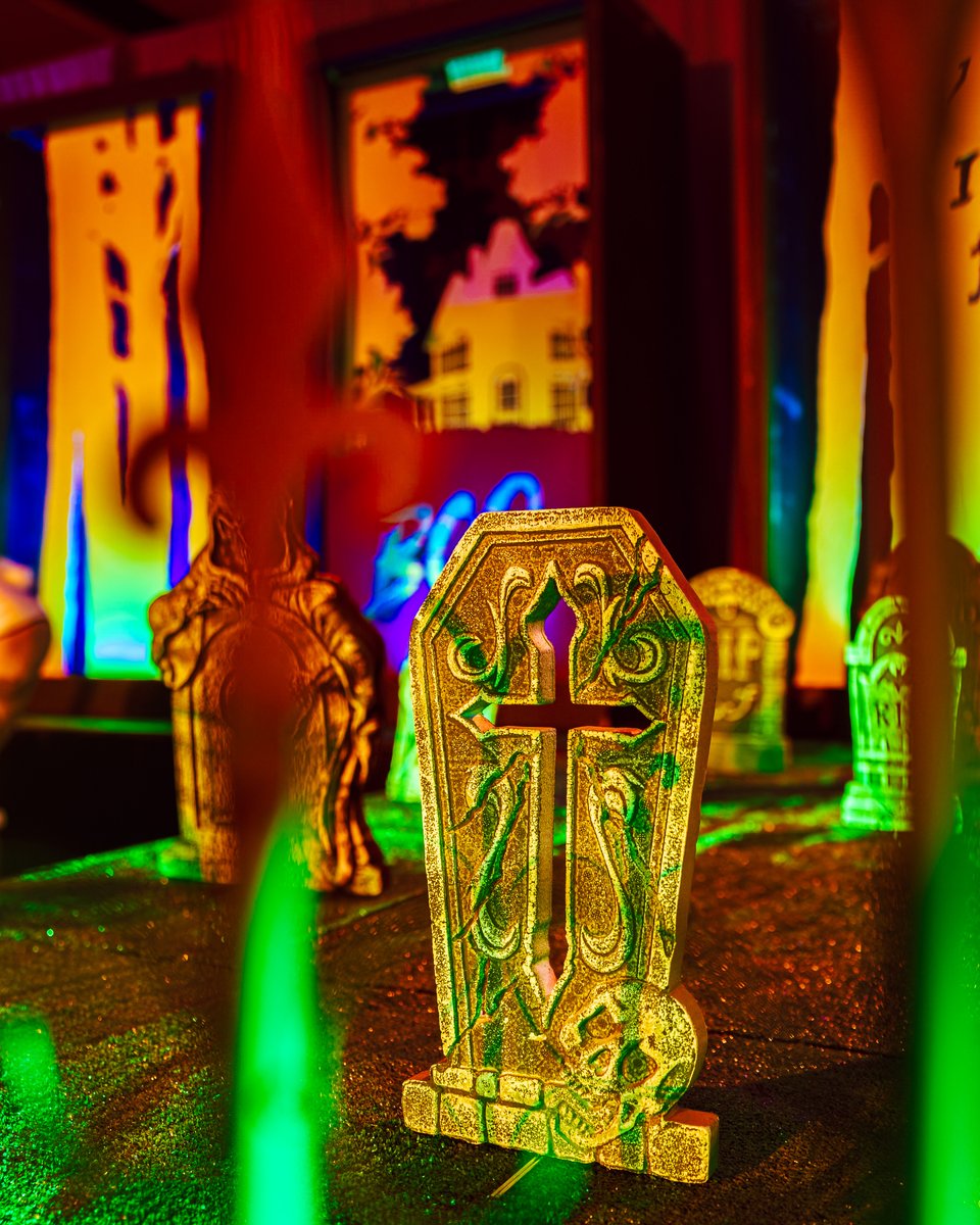 Boo Seattle Haunted Mansion tweet media