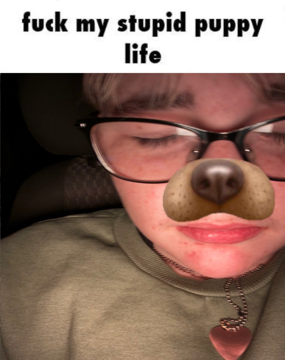 DrmieRowan's tweet photo. Inactive but here’s how life going (drawing by my best friend :3 ) https://t.co/wLFSzIkO6O