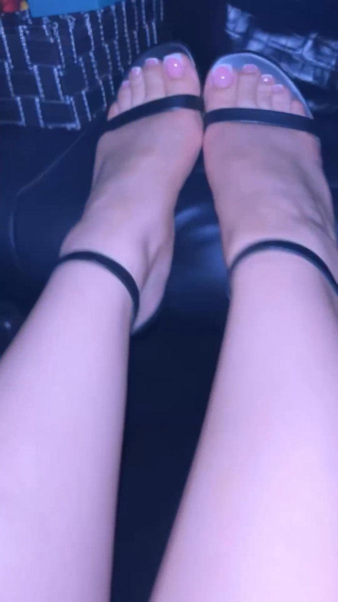 Feetforfun5's tweet photo. @icespicee_ 

#celebrityfeet #feetworshi̇p #feetfetısh #cutefeet #footfetısh #twitchfeet #youtubefeet #footfetısh  #Feet #feetworshi̇p #feetfetısh #wikifeet #wwefeet #icespice https://t.co/HTcIpMi9UK