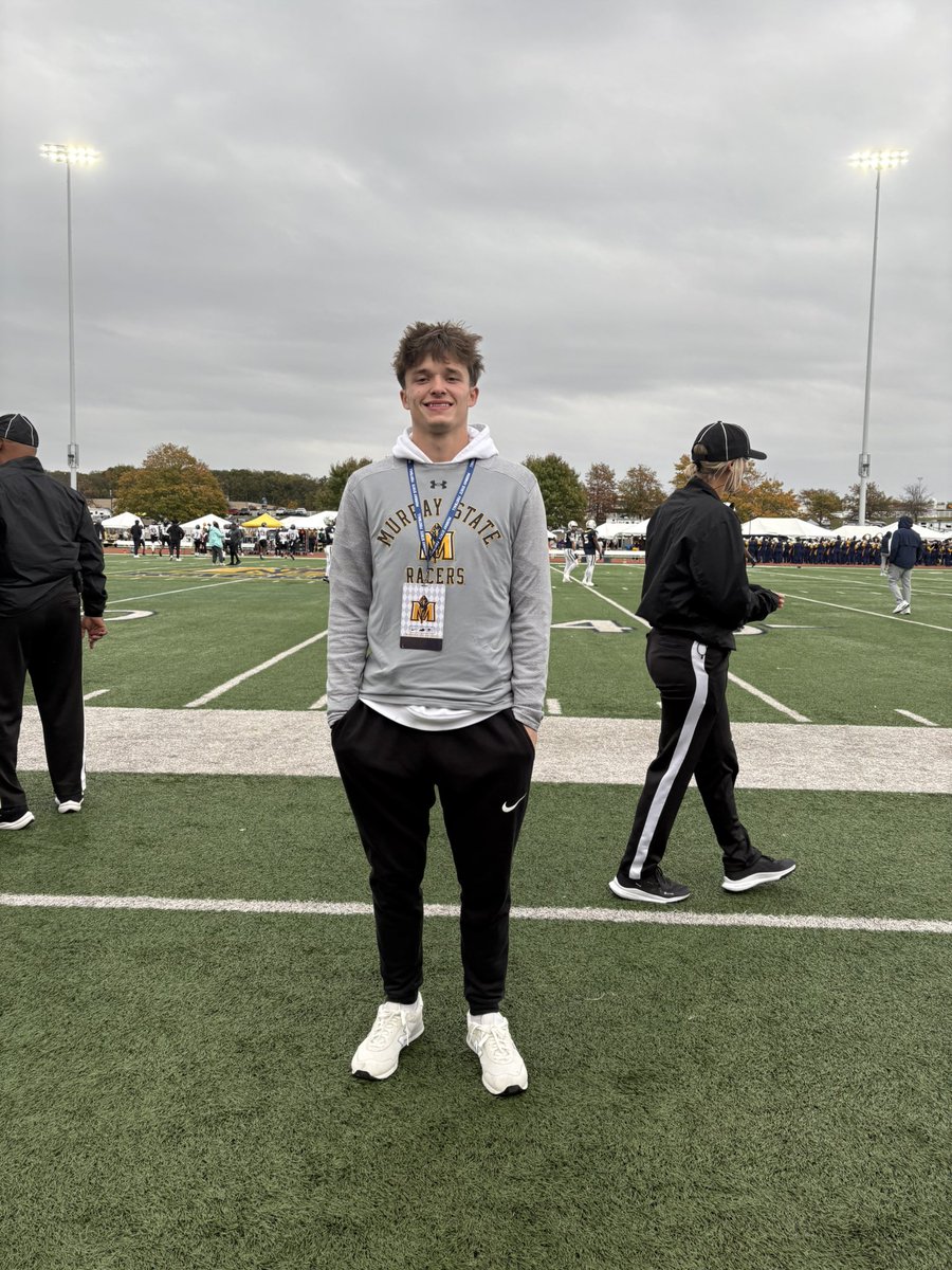 dyla_anderson6's tweet photo. Big thanks to @CoachNWilliams9 for the gameday visit it was a great game and experience hope to be back in the spring and summer and next year. Go racers. @WrightJody @coachJWilliams6 @CoachARoss @coachjimmyogle @CoachKirkBotkin @CoachStiff @FerrillThomas @CoachM11es @Its_CoachJD @CoachJWalker15 @CoachJlawr @CoryJSullivan @derekdonald91 @pekinfootball @nexgenscouting @AllenTrieu @Zachary309 @MidwestBucks