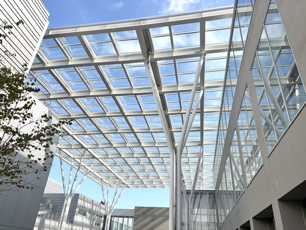 おはようございます✨️☀️
美大祭2日目、開催中です！📌