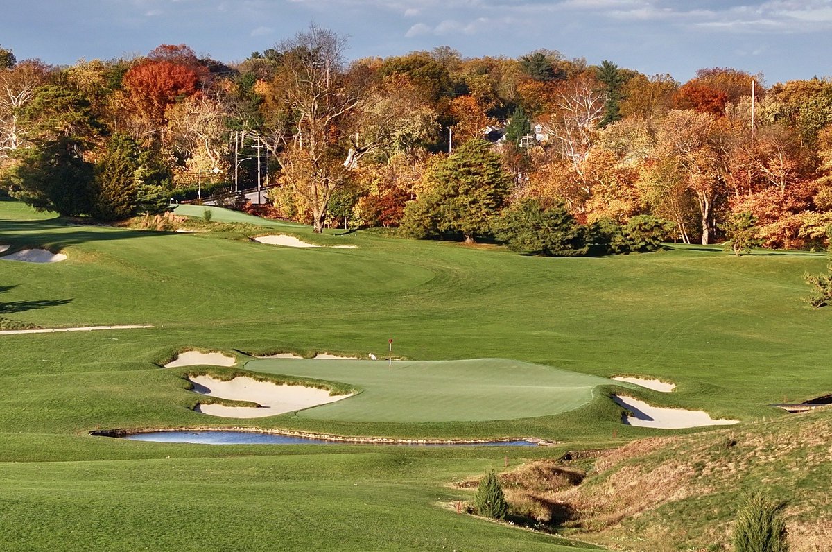 LinksGems's tweet photo. Peak fall has arrived at Merion. And an amazing display it is. 

Like kaleidoscopic bookends, these swaths of crimson, amber and gold mark the conclusion of the golf season as beautifully as the yellow bursts of scotch broom mark the beginning.

A mesmerizing finale for a magnificent golf course.