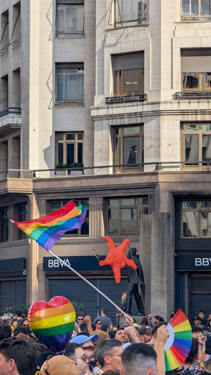 emmaiarussi's tweet image. Hoy marchamos 🏳️‍🌈💪