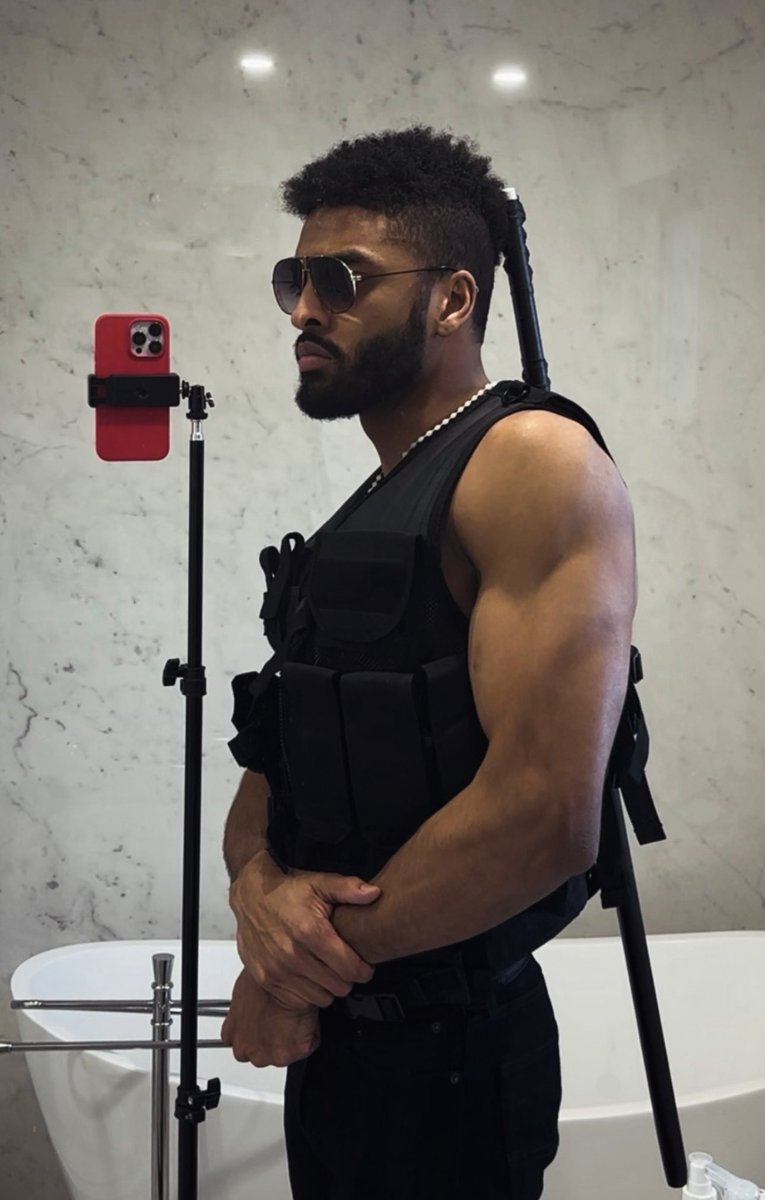 mrgoodvibestv's tweet photo. They call me Blade 😎 https://t.co/927pCAK1zd