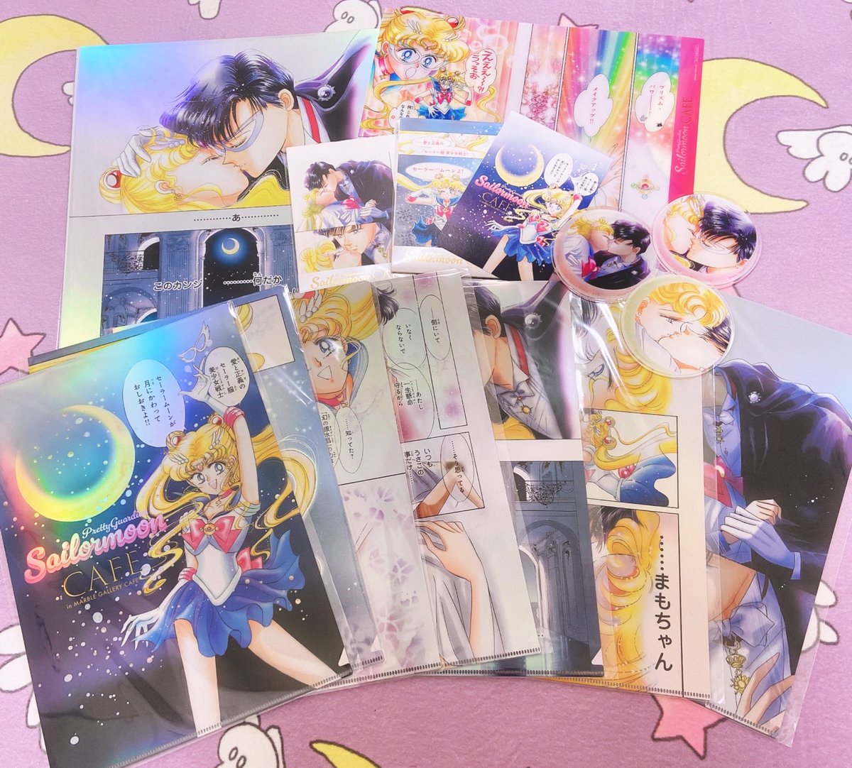 セーラームーン カフェ オーロラポスター 新しくオープンしたセーラームーンカフェ、可愛すぎる🌙💖