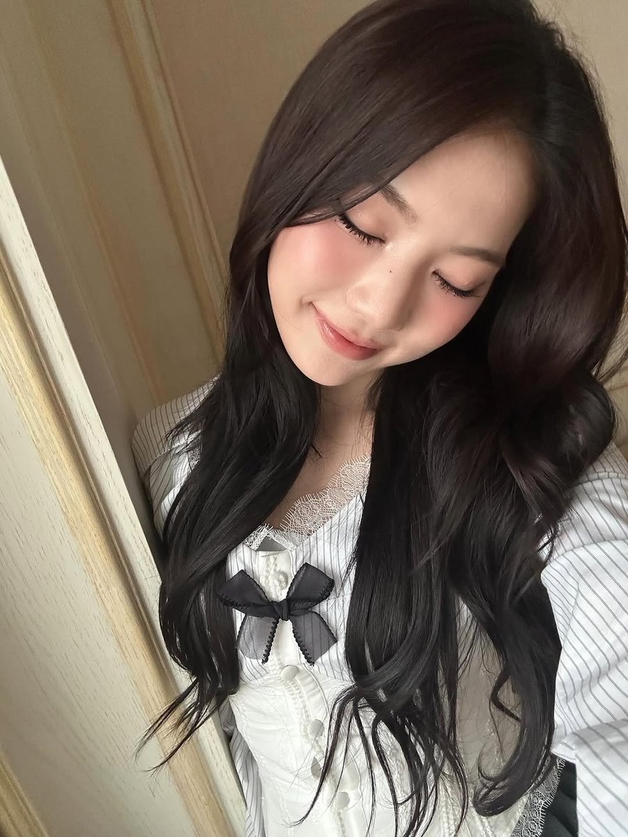 fleurswith's tweet image. isamovingon instagram update