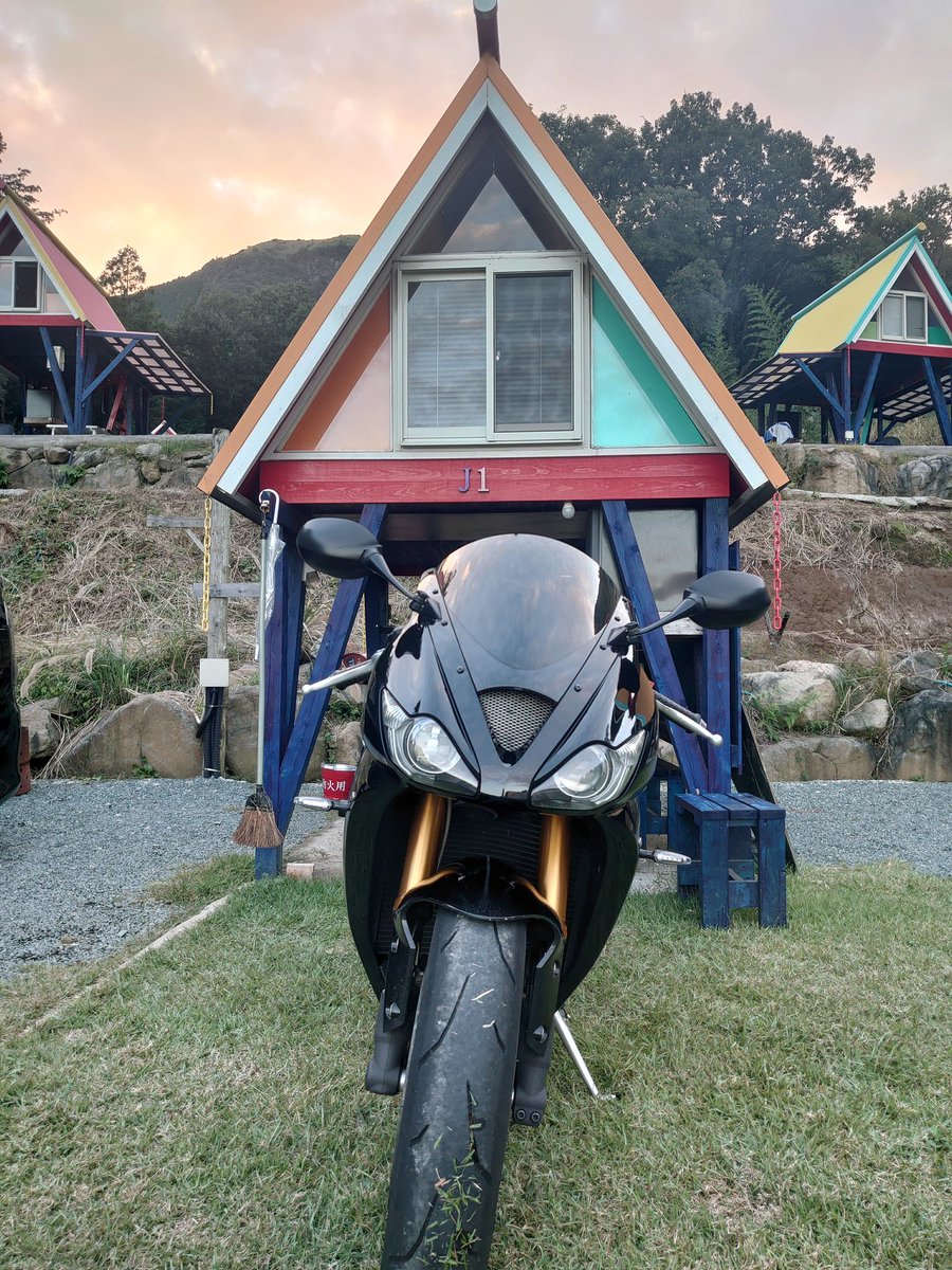 激レア！Hydrodynamica モデル名:不明　詳細はコメント欄参照 プロジェクト完了！ZXR 750 (1991年式) をレストアしたぜ！ : r