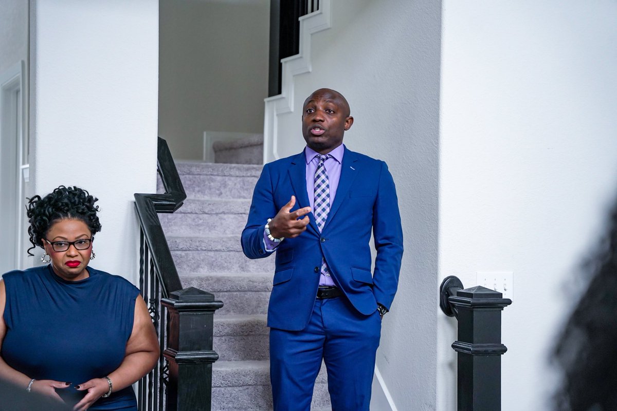 raoulkeddy's tweet photo. Last Saturday, I hosted a luncheon at my house with members of the African community in Texas, joined by Judge TaKasha Francis of the 152nd District Court of Harris County as our distinguished guest.

Together for a stronger U.S.–Africa partnership https://t.co/GNSyOzX0Dl