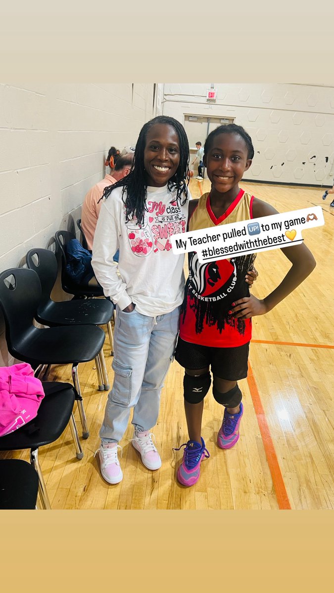 ImaniNichols34's tweet image. Student Athlete 📚…. My teacher surprised me today and popped up at my game🏀 #ForeverThankful #classof2034