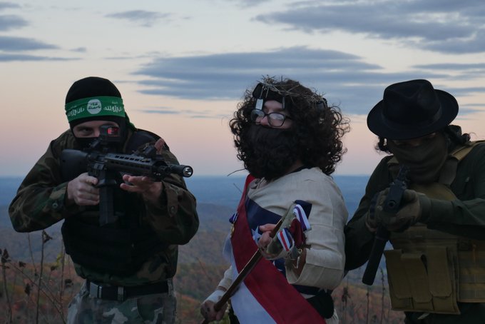 Macon McInnis - 3 pic. Promoting worldwide Peace & Unity with the boys this Halloween: https://t.co/6bkDE6c4mI