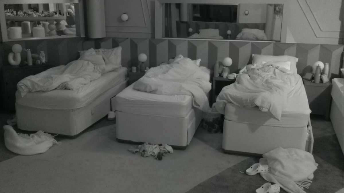 AndyGibsonTV's tweet photo. You know what would be funny is if every time they fall properly asleep, Big Brother calls a Housemate to The Diary Room for random chats about nothing just to keep waking them all up. 

#BBUK #BigBrother #BigBrotherUK #BBLive #BBLiveStream #BBUKLive #BBUKLiveStream https://t.co/iqlikFwG7e