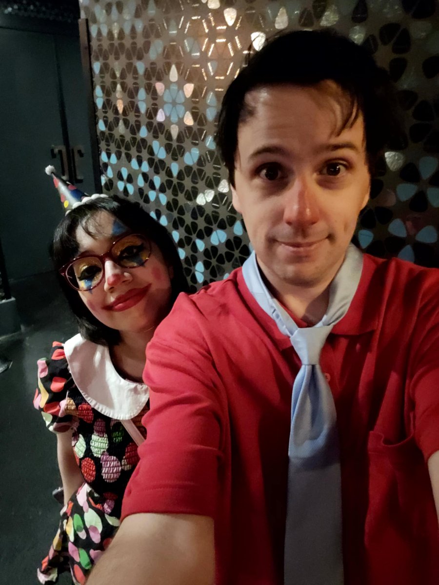 No couples costumes this year, just closet stuff. I did a very rushed Alan from Smiling Friends and my girlfriend put on some quick clown make up before we went to Yoi Toki's Halloween thing!