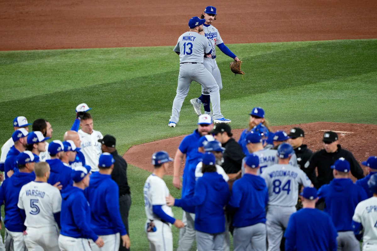 World Series Game 7 and the 25-year-old Justin Wrobleski isn't backing down.

You love to see it.