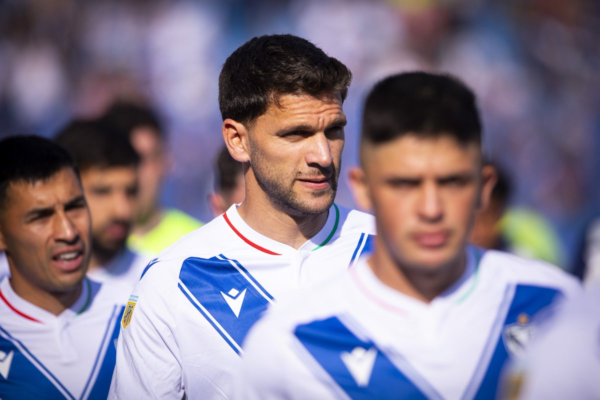 Sábado Vélez tweet media