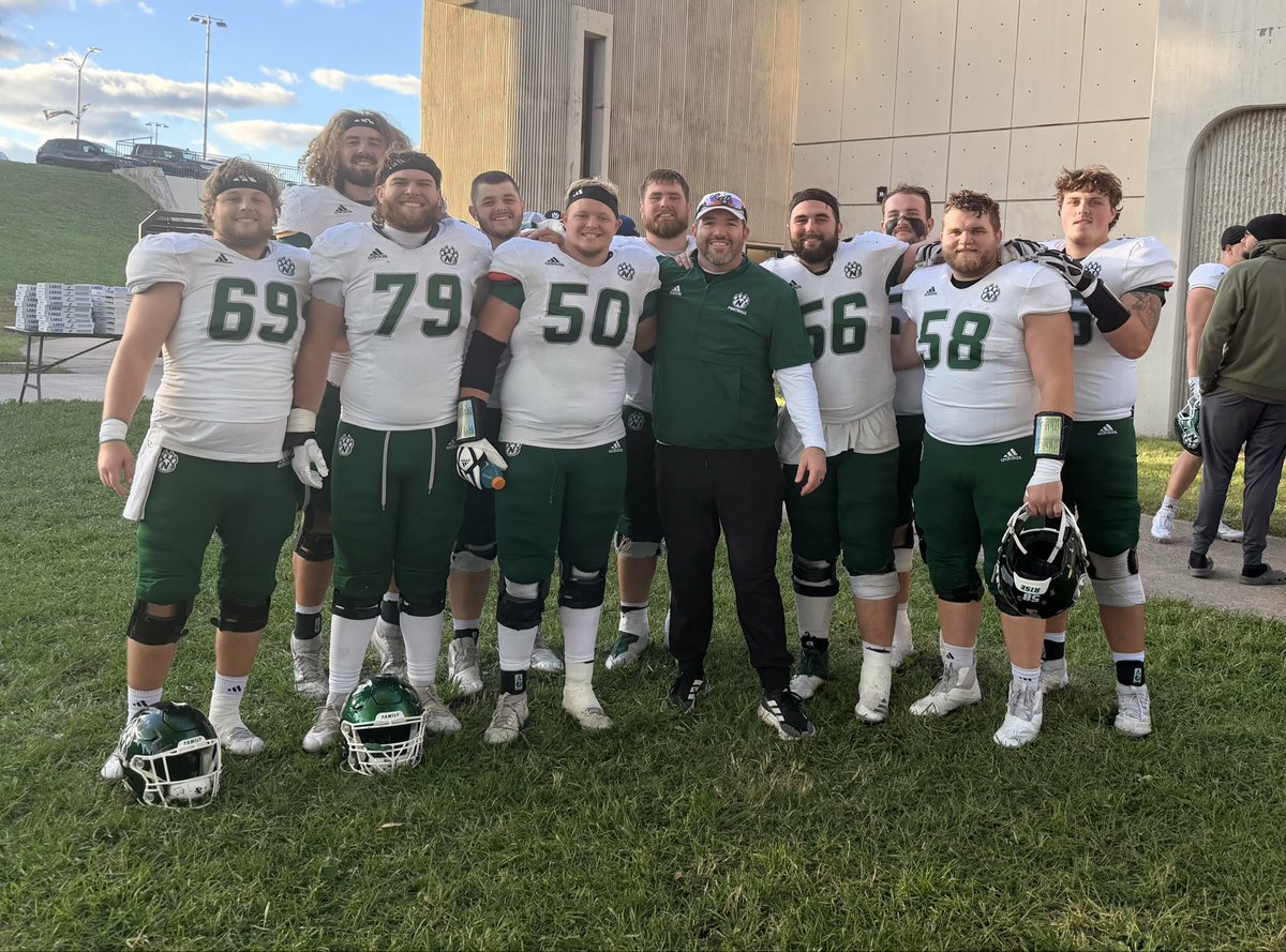 Fun day getting to coach these guys!  Tough, Physical guys!  Proud of the work they put in!  #ForThePaw #OABAAB