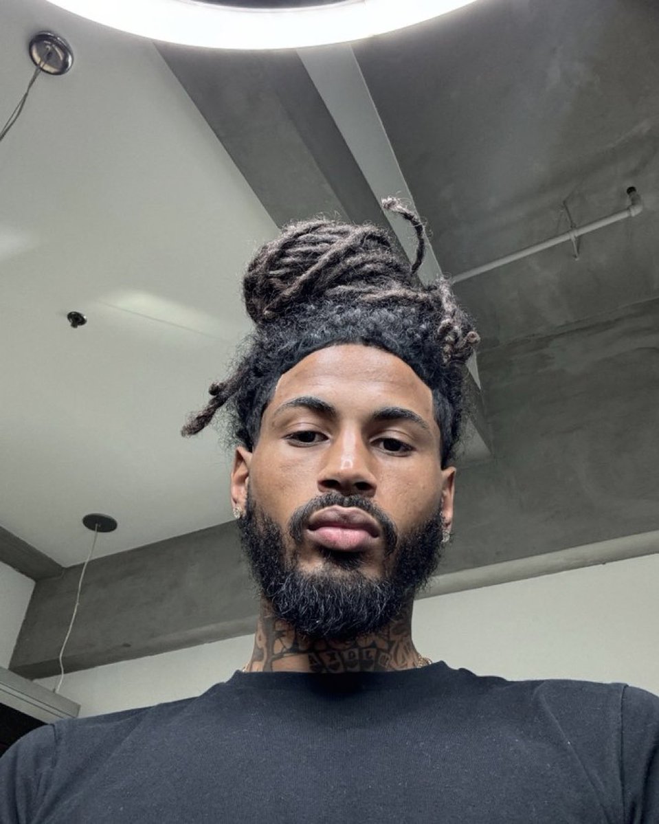 sk060t's tweet image. Saturday night activities💰.