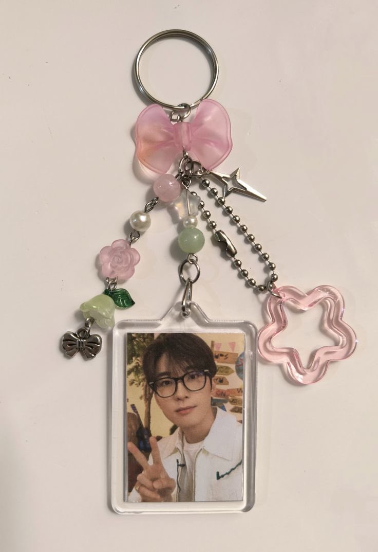 annsel__'s tweet photo. ♡。·˚˚· WTB LFS  PH ·˚˚·。♡

CUTE PERSONALIZED KEY CHAIN / BAG CHARM 👉🏻👈🏻

PLEASE SEND ME A DM!

(photos for reference only)

#wtb #lfs #kpop #keychain #cortis #xdinaryheroes https://t.co/5gzzFmUkCX