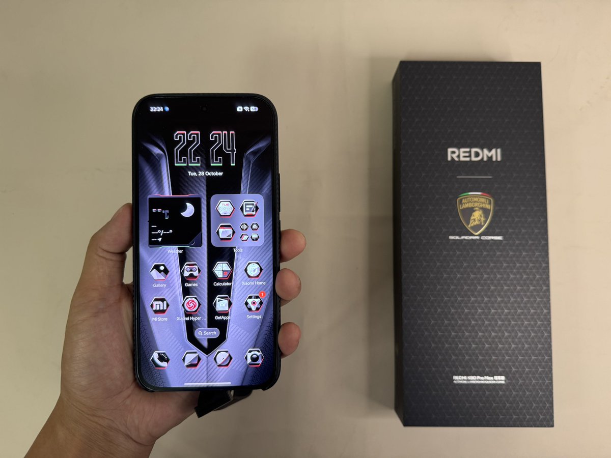 smartphonesfans's tweet photo. Redmi k9promax Lamborghini edition hands on. #redmik90promax #redmi #Lamborghini https://t.co/gv7PVzFdlI