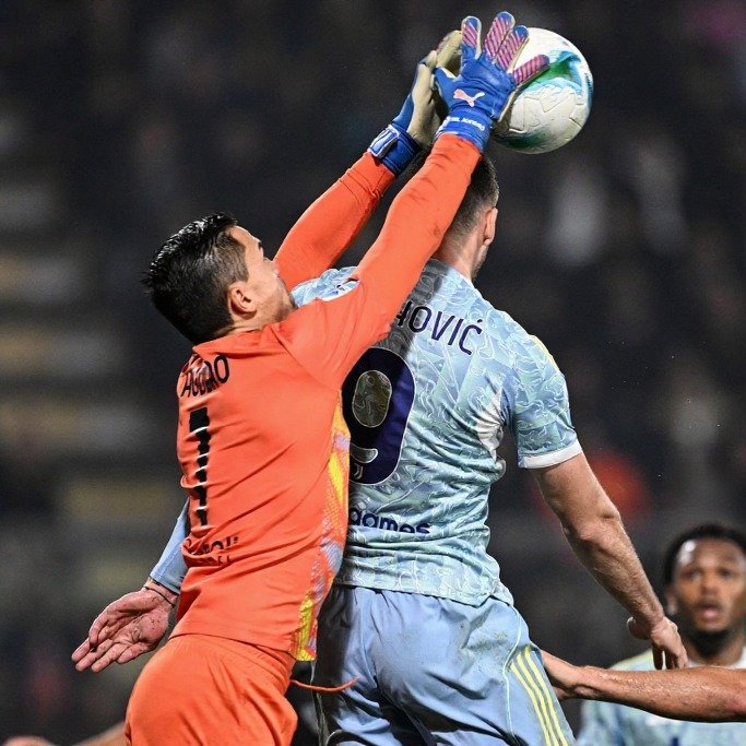 🇮🇹 Emil Audero played 90 mins as Cremonese lost 1–2 to Juventus in Serie A last night.

He made 3 saves (1 inside the box), 8 recoveries, completed 4 throws, and kept 75% pass accuracy.

⭐️ 7.3 <a href="/SofascoreINT/">Sofascore Football</a> — Cremonese’s second-highest rated player.