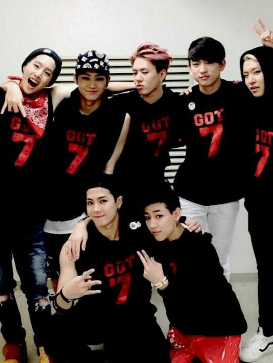 dcklckc's tweet image. Hello Hello 👋 GOT7 #2025MAMAVOTE  #GOT7