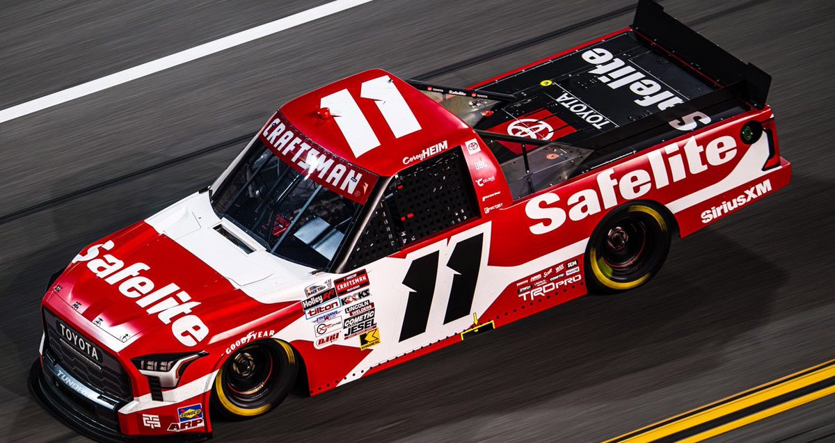 DesignsFrg's tweet image. Just wanna point this out, the drivers who won the first race in the Xfinity and Truck Series this season also won the finale.