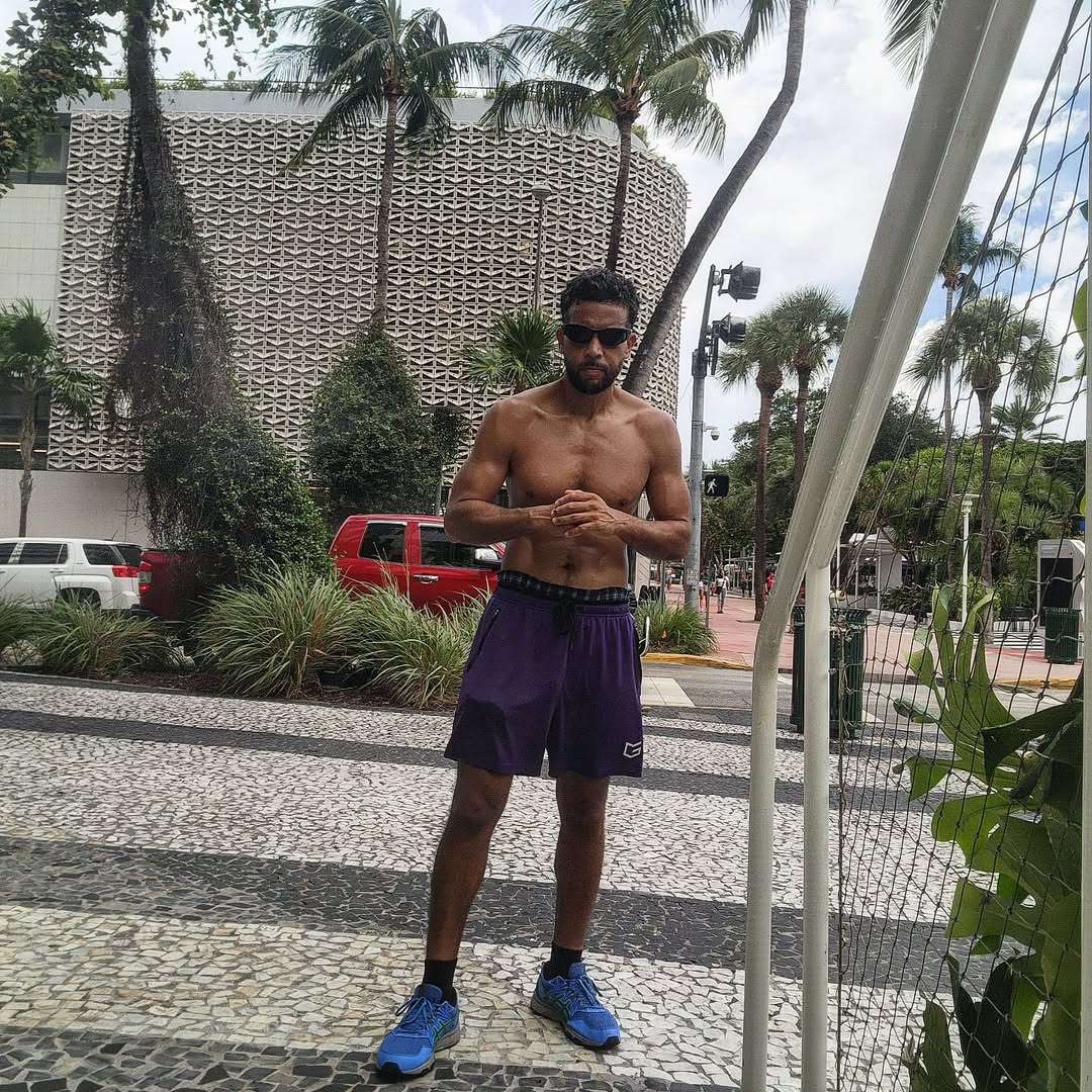 warnutztheloser's tweet image. South Beach 🏝 #run #runner #runtraining #trainingforrun #marathon #marathontraining #nikerunclub #runclub #lincolnroad #southbeach #miamibeach #collinsave #workout #cardio
