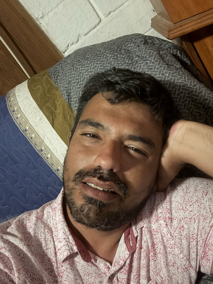 Cara de muerto buenas noches a todos mi X 💕💖