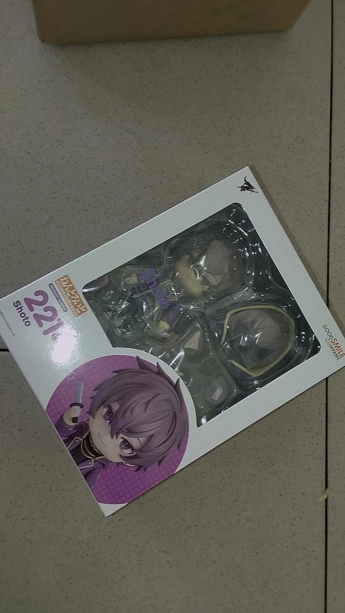 finally got my dream nendoroid of @/shxtou 🥹🫶🏼 thanks to my friend for giving me this birthday present ill forever appreciate it