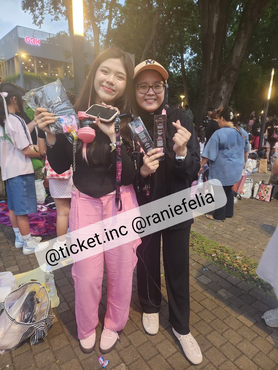 archivesbug's tweet image. yakin itu proof km kak? kok sama, sama yg ini