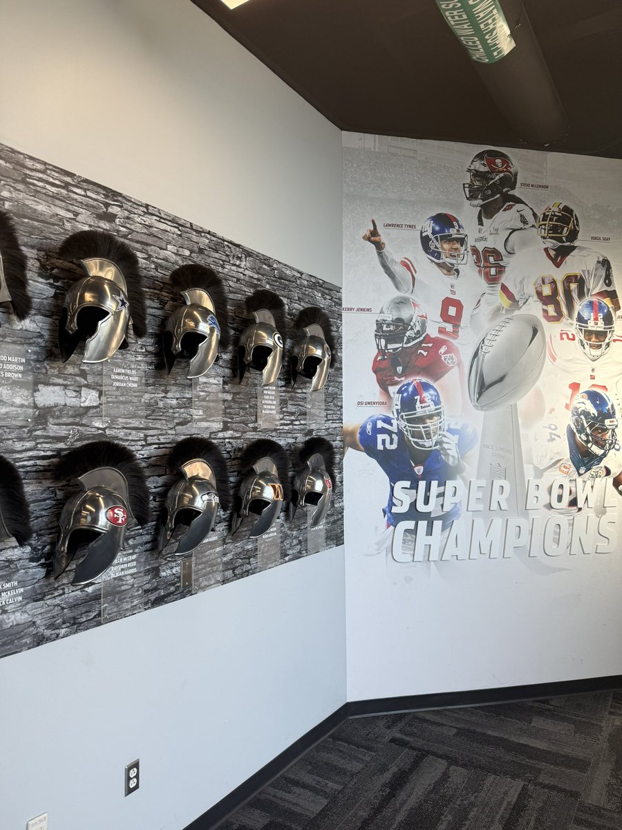 Had a great time <a href="/TroyTrojansFB/">Troy Trojans Football 8x⚔️</a> . Thank you <a href="/CoachRhino68/">Kevin Reihner</a> <a href="/CoachSeanReagan/">Coach Sean Reagan</a> <a href="/KenSignoretti/">Ken Signoretti</a> for the game day invite. <a href="/joshfloydHT/">Josh Floyd</a> <a href="/Coach_JGarrett/">Jake Garrett, Sr.</a> <a href="/CoachECarroll/">Ethan Carroll</a> <a href="/CoachL__/">Coach L</a> <a href="/HuskyFast/">Hewitt-Trussville FB</a>