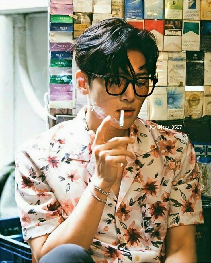 Apa bangetlah ngimpi ketemu ji chang wok tp emang doi ganteng sih 😂