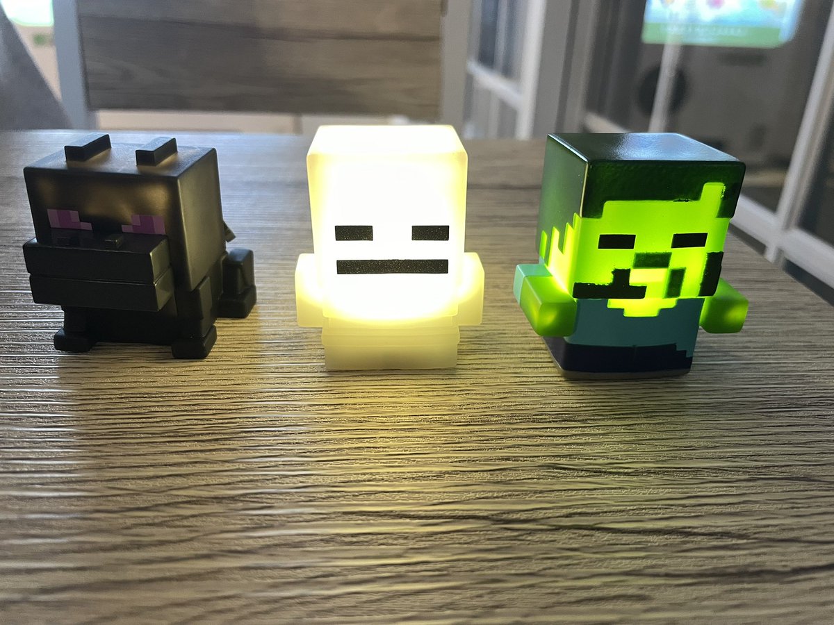 #ガチャ ＃温泉がちゃ 
ガチャったらこんなマイクラ(笑)