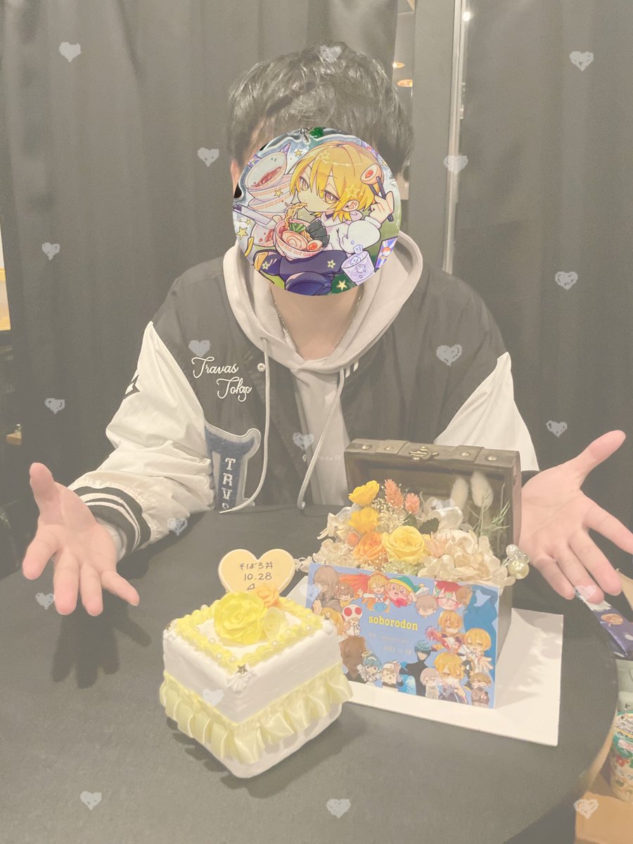 _ocome_dayoooo's tweet image. そぼろ丼さんの活動4周年のお祝いでお花を作って贈らせてもらいました🌼.*

これからもご活躍楽しみにしてますｯｯ❀(*´▽`*)❀