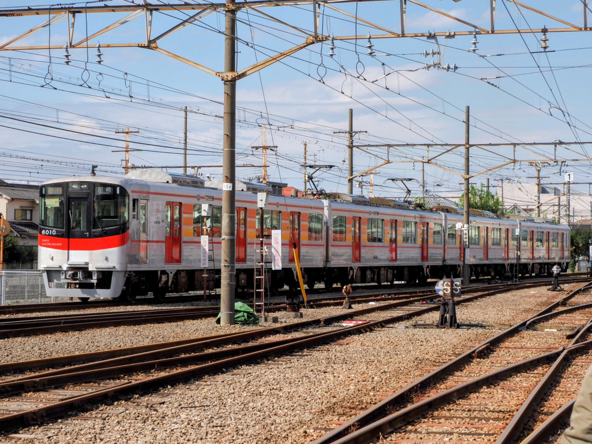 Nessie_second's tweet image. 11/1に行われた、「山陽 鉄道フェスティバル2025」でいろいろな行先表示を撮影してきました。展示車両は表示を変えていたほか、表示器の操作体験もありました。山陽車ではまず表示される機会がない「急行」を見られて良かったです。