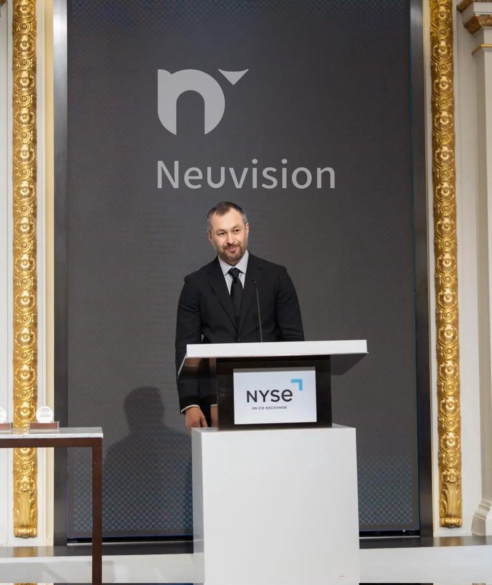 Neuvision tweet media