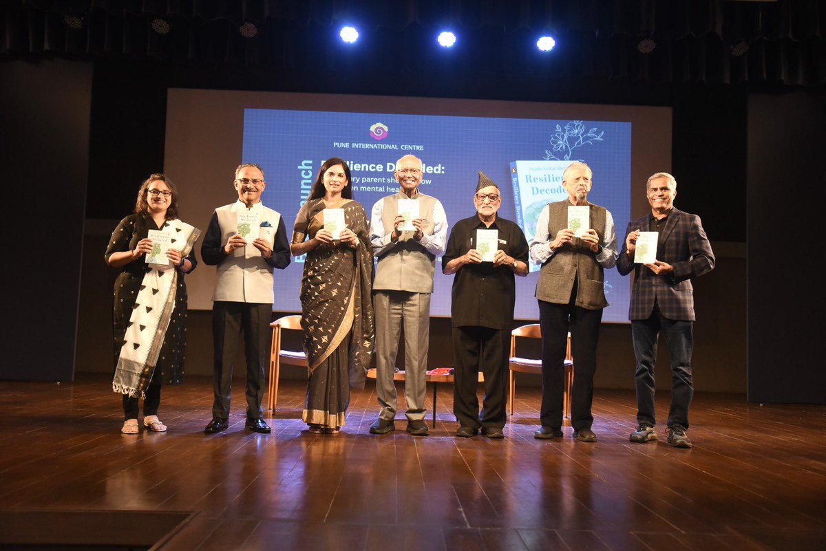 A special morning at <a href="/PuneIntCentre/">Pune Int Centre</a>:

Launch of 📘 “Resilience Decoded” by Dr. Sujata Kelkar Shetty — joined by Dr. Raghunath Mashelkar, Dr. Mohan Agashe, Dr. Vijay Kelkar, Ms. Dhanashree Bhide Kelkar, Mr. Prashant Girbane &amp; Maj. Gen. Nitin Gadkari (Retd.)

🧵Takeaways to follow.