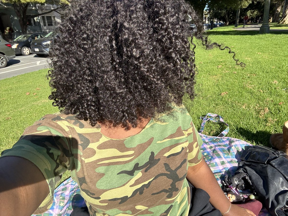 emptylo_'s tweet image. #demure 🌷🍄🧘🏾‍♀️