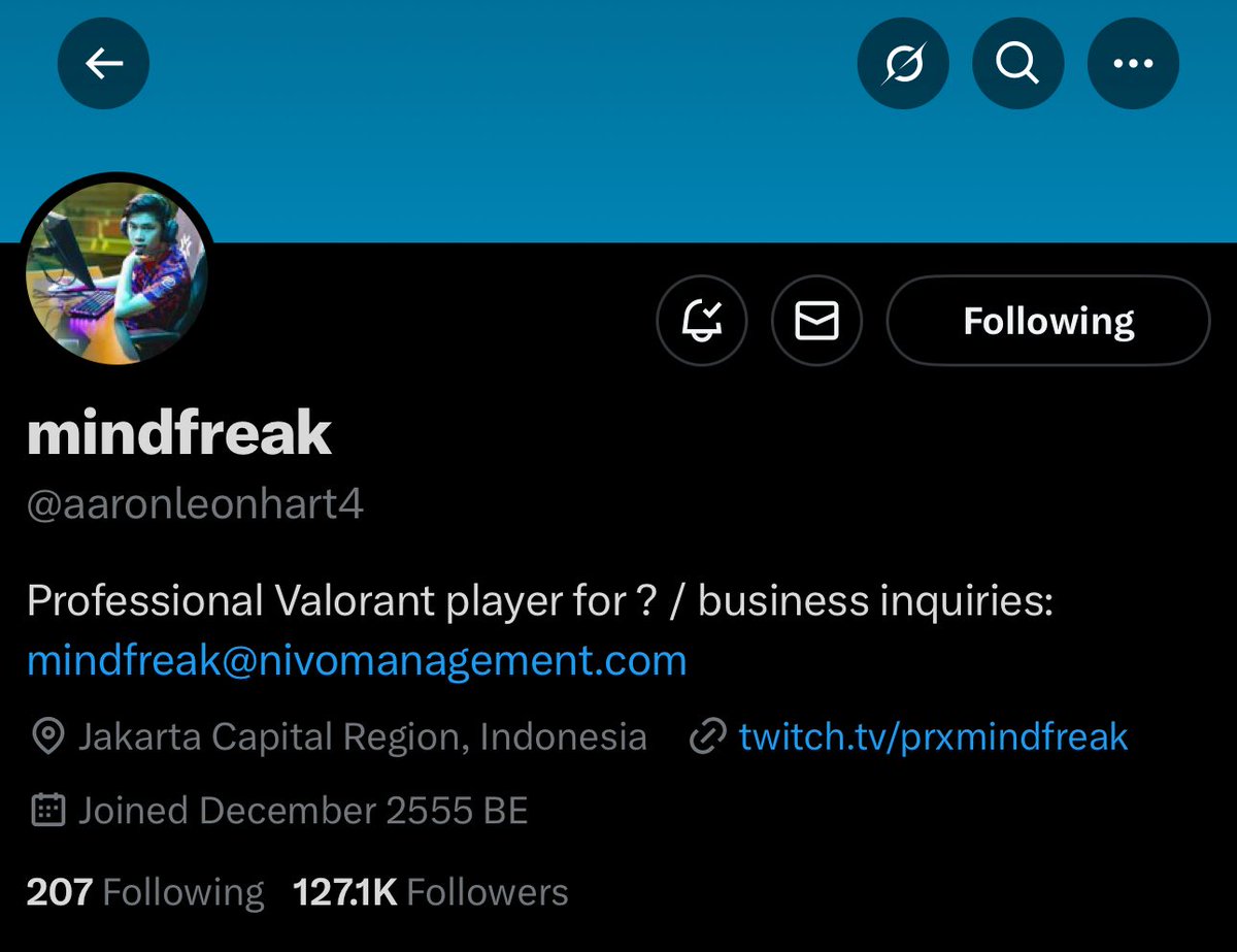 gwencorepprx's tweet image. you know what hurts the most?
FROM THIS                                                    TO THIS