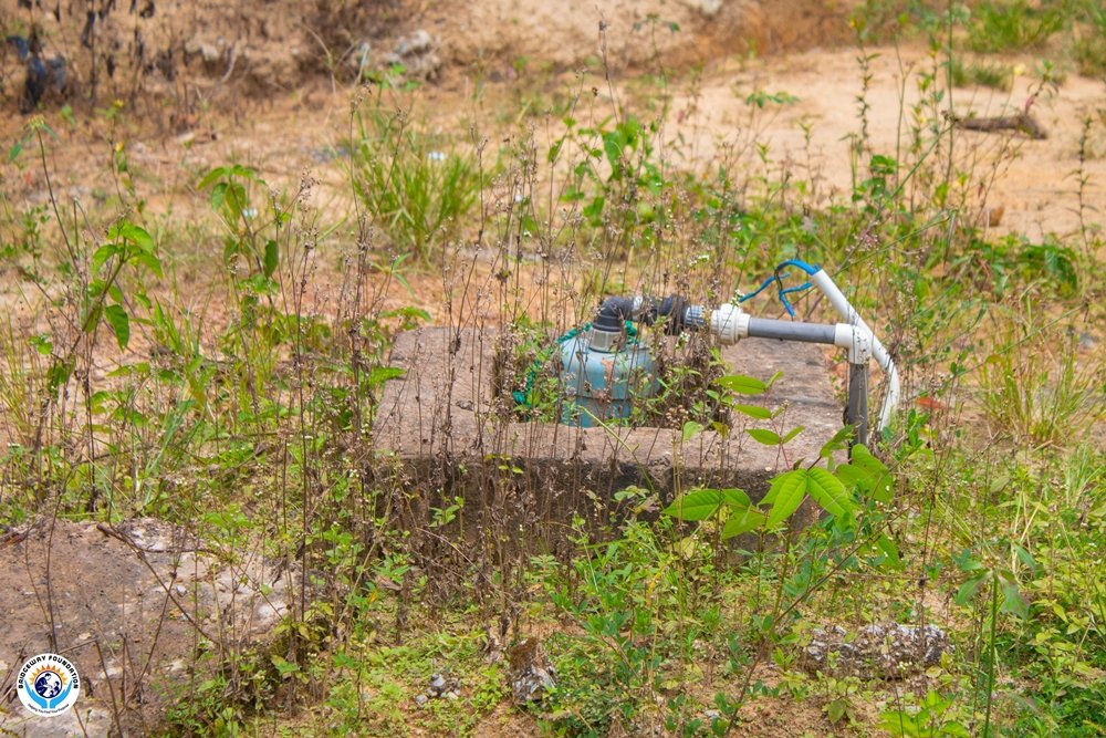 bridgewayfounds's tweet photo. 💧 Immediate Action: From 3rd–5th November 2025, Bridgeway Foundation will repair the community borehole to restore clean, safe water for residents and students. https://t.co/CoRuCzsWT4