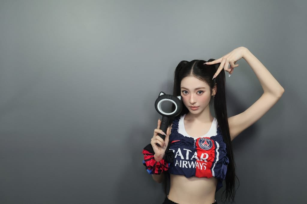 📸 #ANNA #안나 #アンナ #田中杏奈 #MEOVV #미야오 #ミヤオ