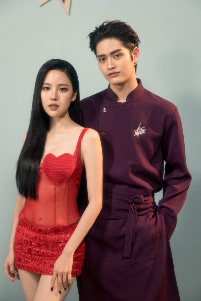 Hello_asian's tweet image. TPOP ทำถึง!!! จาก “วงมังคุด” สู่ “วงส้มตำ”ความแซ่บแบบไม่ธรรมดา
#ATLASSOMTAM_MV
#ส้มตำไทยใส่แอทลาส
#ATLAS_SOMTAM
เพลงใหม่ล่าสุดของ ATLAS - “SOMTAM (ส้มตำ)” (SINGLE ที่ 4 ในปี 2025)  เสิร์ฟส้มตำรสจัดจ้าน สะท้านใจ ผลงานการโปรดิวซ์เพลงโดย JAP the Richman Toy…