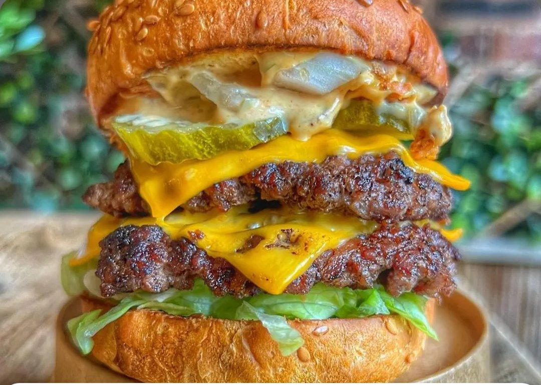 Omg. The county town has one of the best burger places ever and just eat had a 50% off deal last night.

I mean.... £5....what's not to like!!