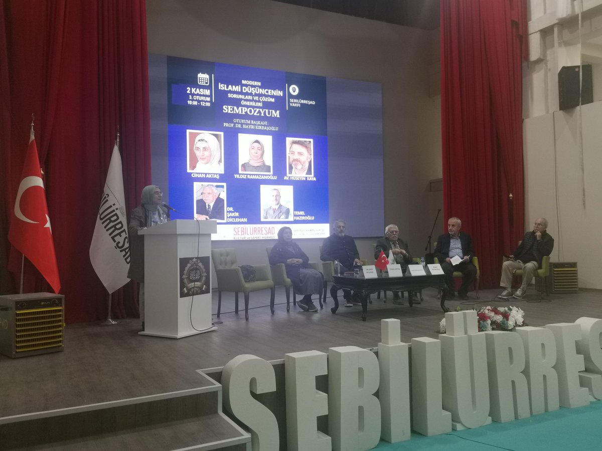<a href="/sebilurresad_d/">Sebilürreşad</a> Kültür Merkezinde Modern İslami Düşüncenin Sorunları ve Çözüm Önerileri Sempozyumunda Cihan Aktaş Hocayı dinliyoruz.