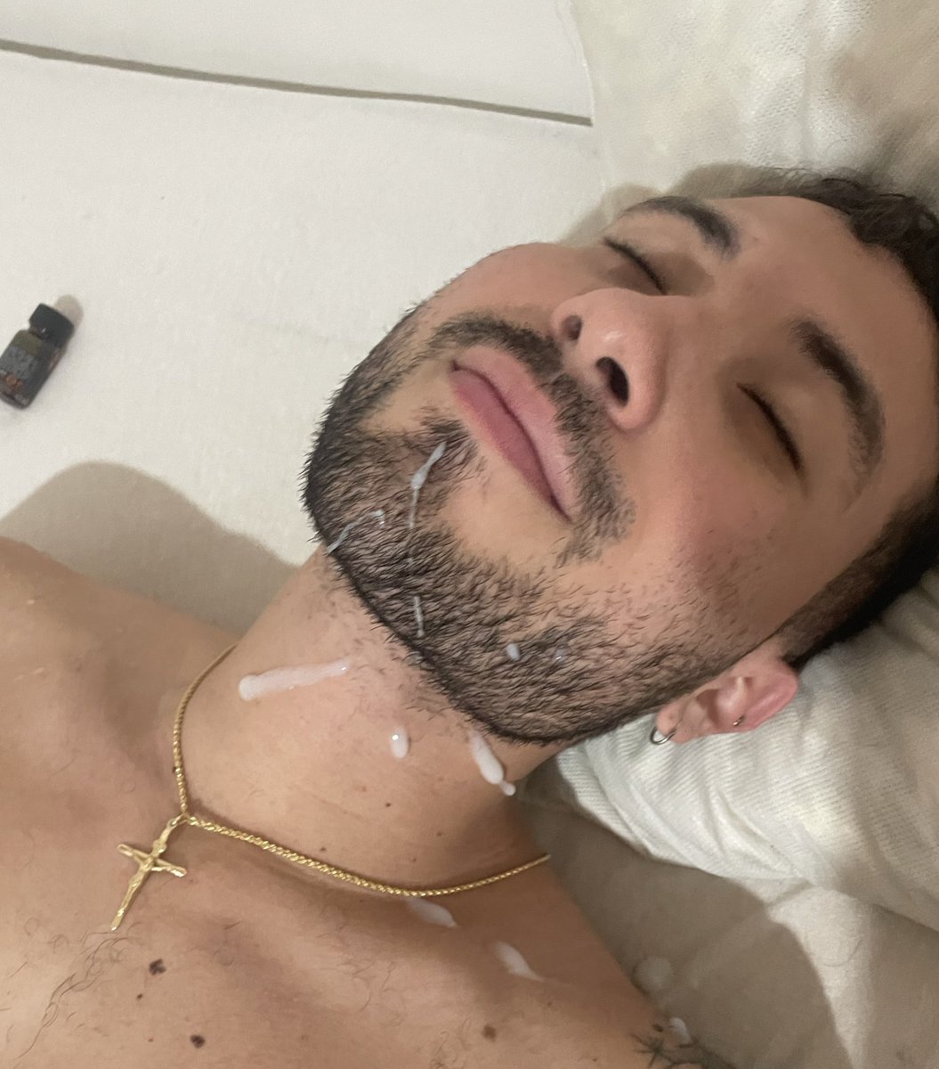 Con los buenos días 😈💦
<a href="/andr3s_s01/">🦂</a> 
Completo en la bio 👆🏼👆🏼👆🏼👆🏼👆🏼