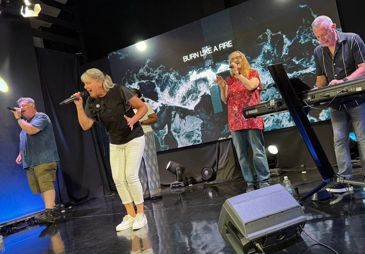 Don’t miss Church today! ❤️🎉 doors open at 10:30 Join us at St George’s Community Centre, WSM, BS22 7XF for amazing praise &amp; worship 🙌 and a powerful message from <a href="/mikeradcliffe7/">Mike Radcliffe</a> #SoGoodSoGod
Can’t be there in person?
Catch the Experience online:
📺 YouTube: Destiny Church UK
