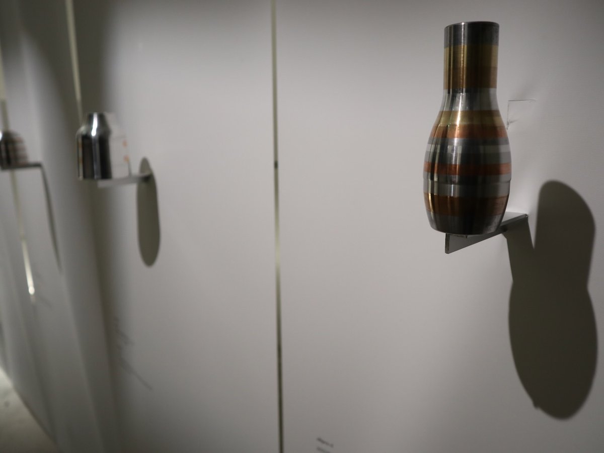 tecture1's tweet image. #DESIGNARTTOKYO2025
表参道 MAP20 @ TIERS GALLERY by arakawagrip
U-30選出を含む4組の新進クリエイターによる作品展示

Kaining He（U-30）
TOG / 春江紗綾＋林海人
HaKU Design Studio
庄司竜郎
mag.tecture.jp/event/20251021…

#DESIGNART #TIERSGALLERY #TECTURE