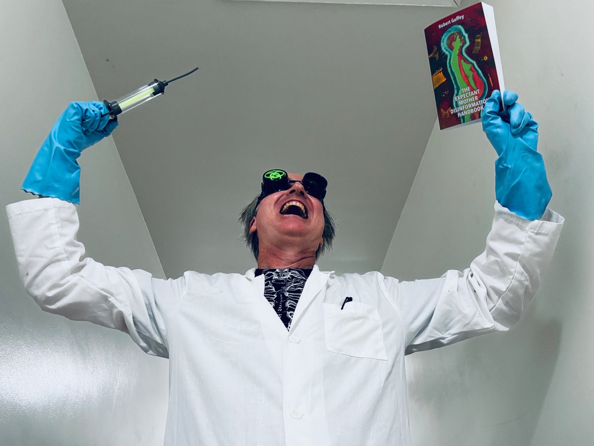 I can proudly state that NO AI was used to create my latest Wonderland Award-nominated book, THE EXPECTANT MOTHER DISINFORMATION HANDBOOK! If you'd like to read the very first book grown inside the test tubes of a scientific genius, then click here: cryptoscatology.blogspot.com/2025/11/the-ex…